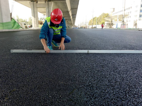 A complete guide to asphalt testing, making roads more robust.