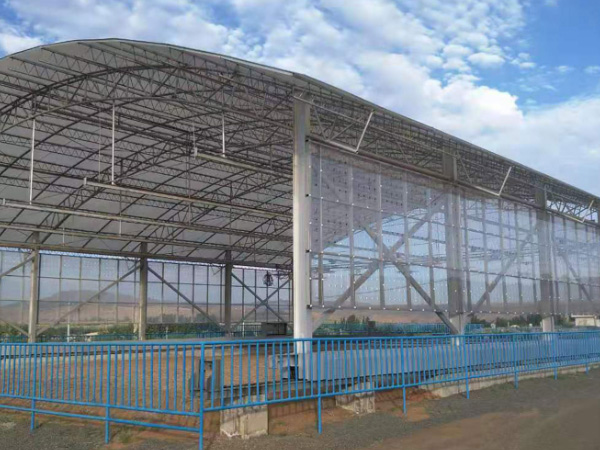 Solución técnica para un laboratorio ambiental a gran escala que simula la lluvia artificial